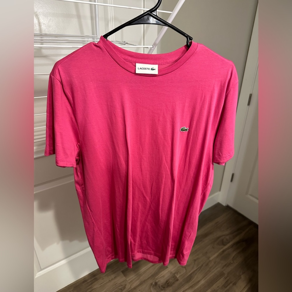LIKE NEW Lacoste t-shirt medium